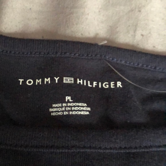 Top - Picture 2 of 3